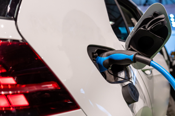 3 motive pentru care merita sa apelezi la serviciul de inchiriere masina electrica - Inchirieri auto - wlc.ro